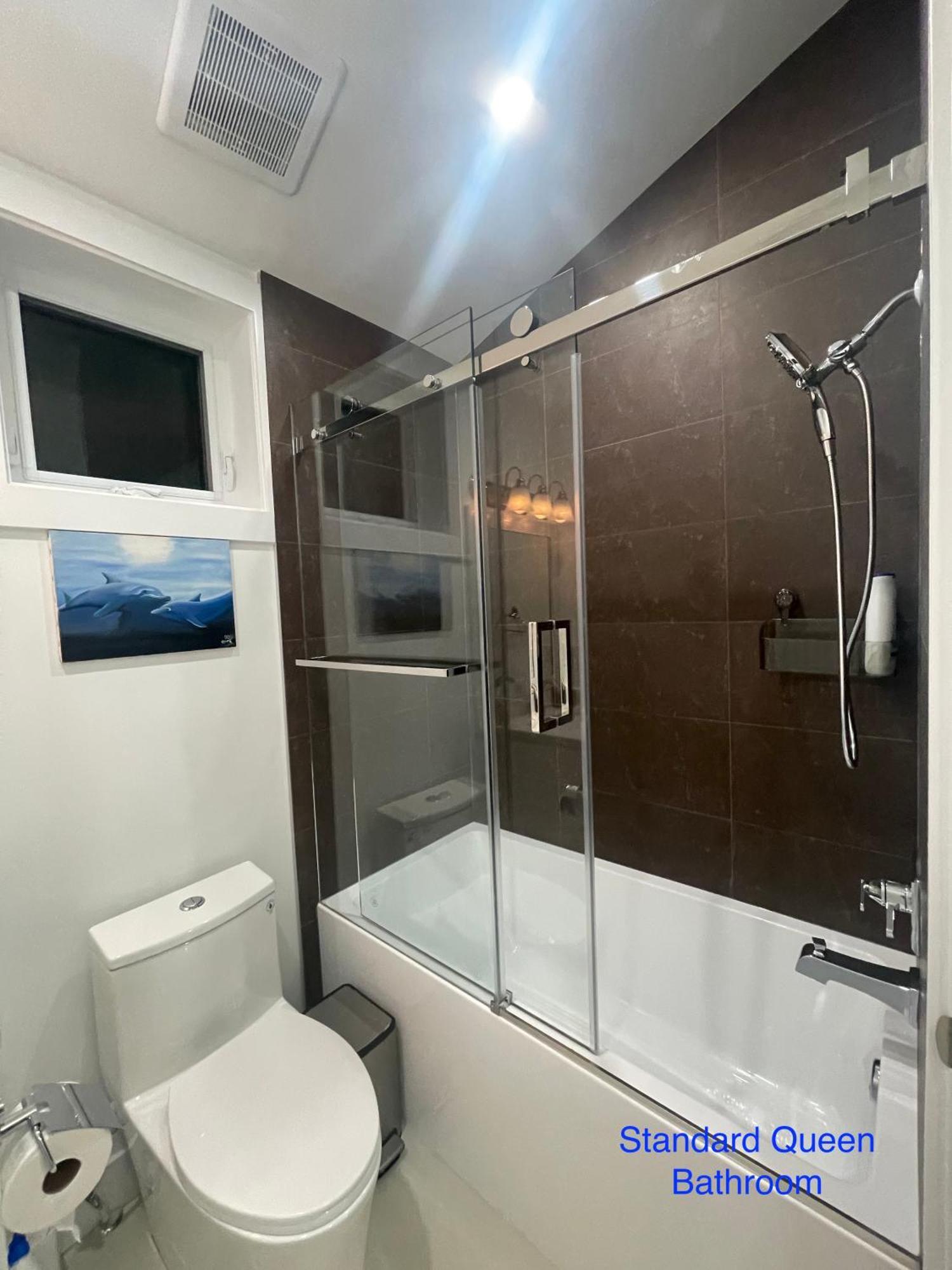South Vancouver Guesthouse Екстериор снимка