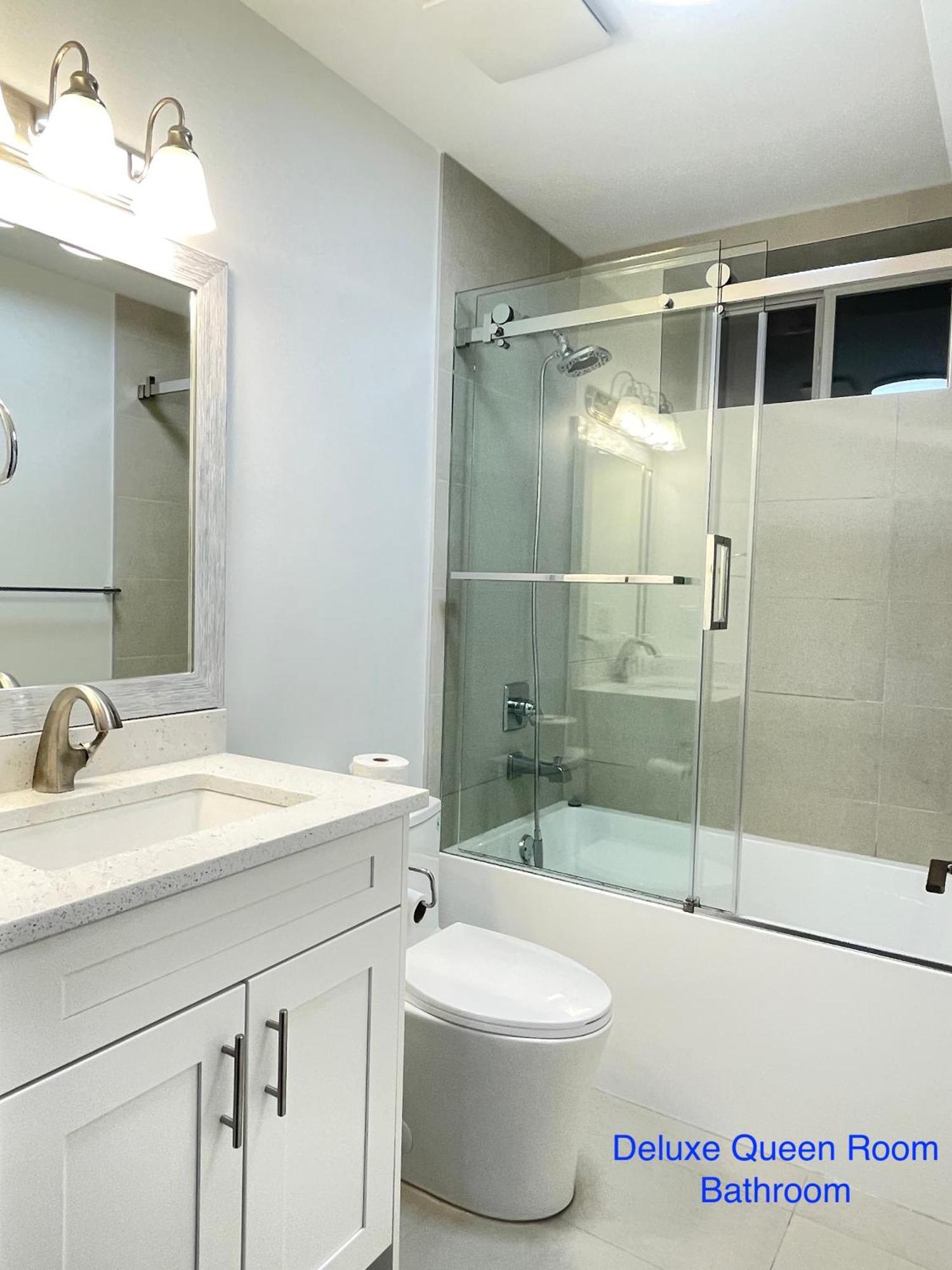 South Vancouver Guesthouse Екстериор снимка